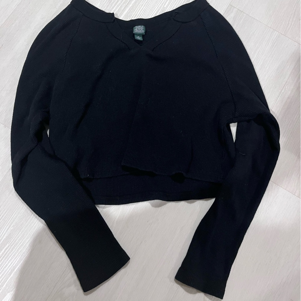 Wild Fable Black Long Sleeve Sweatshirt